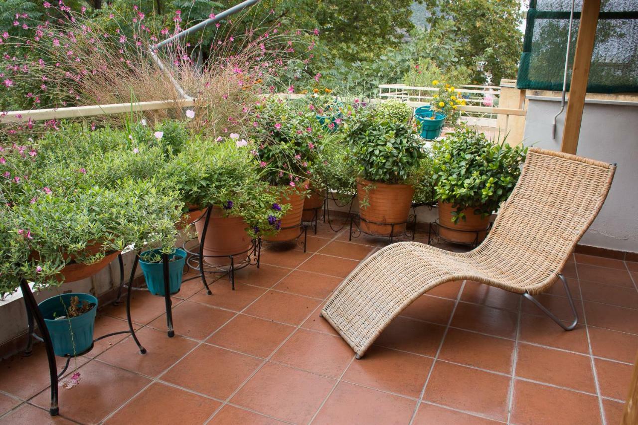 Cozy Maisonette Камена Вурла Екстериор снимка