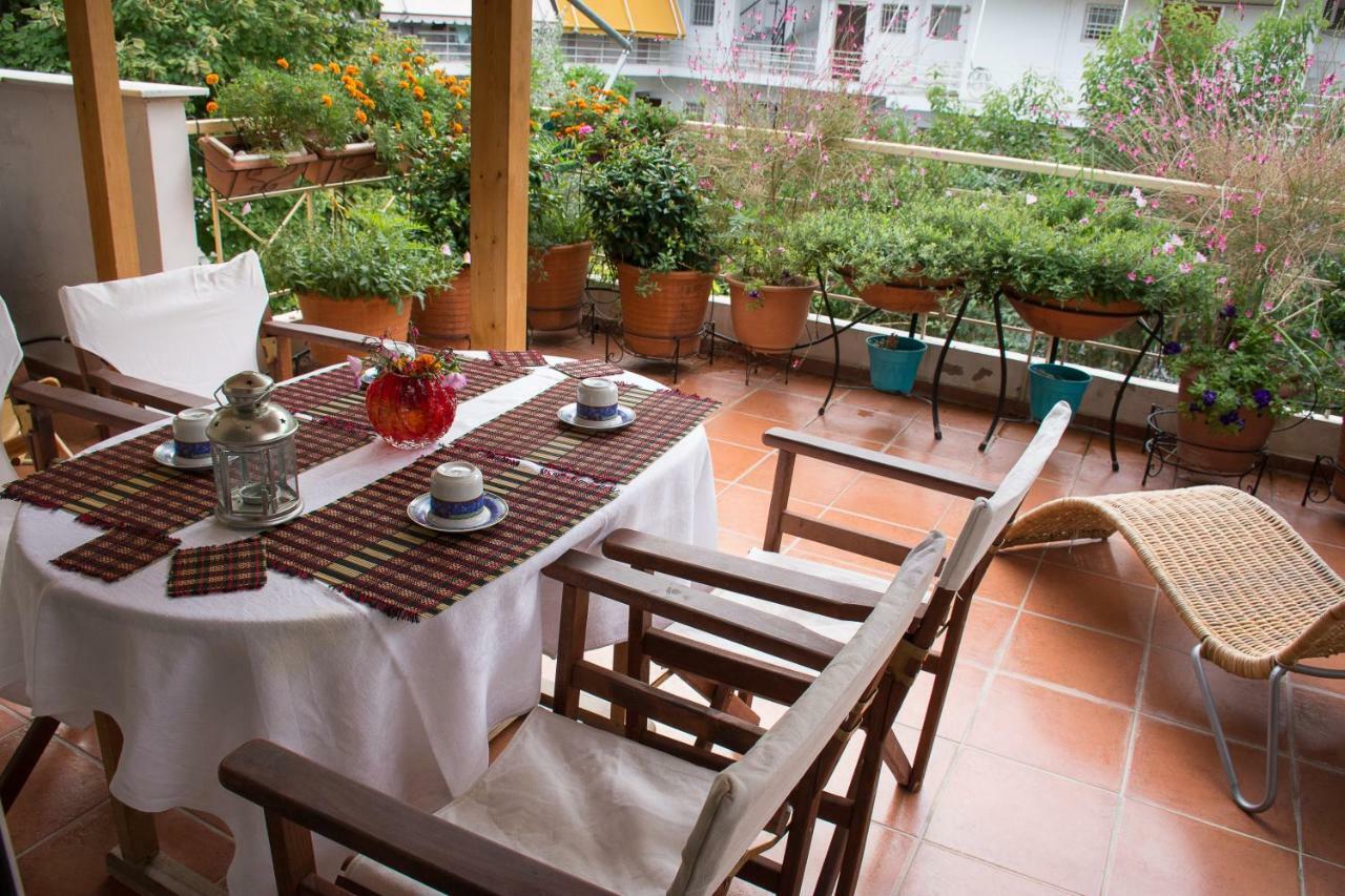 Cozy Maisonette Камена Вурла Екстериор снимка