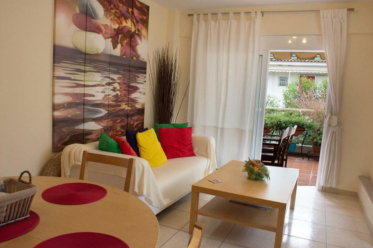 Cozy Maisonette Камена Вурла Екстериор снимка