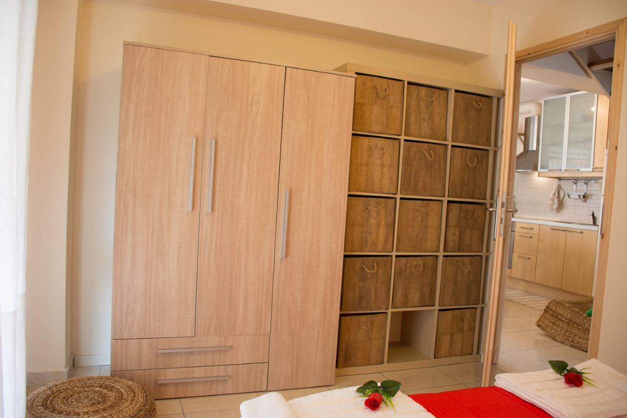 Cozy Maisonette Камена Вурла Екстериор снимка