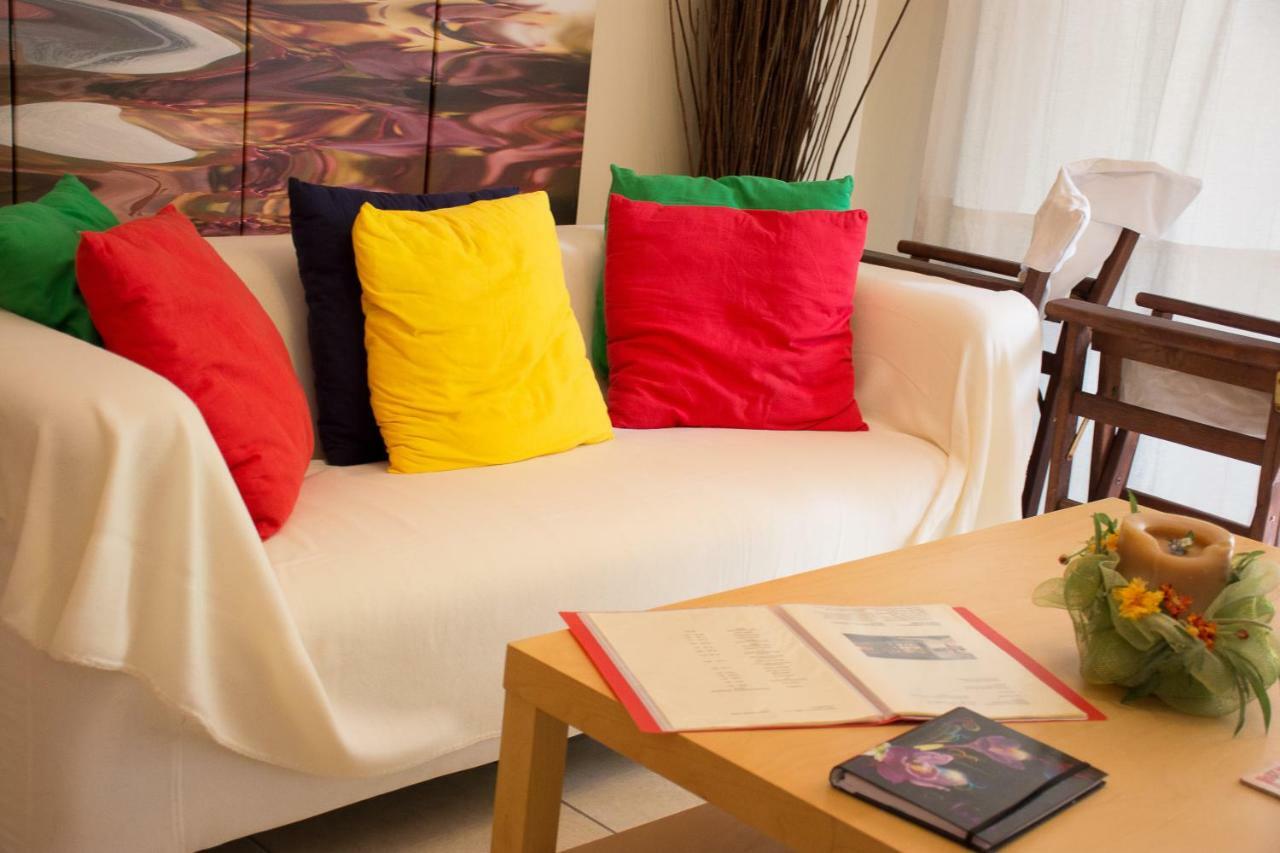 Cozy Maisonette Камена Вурла Екстериор снимка